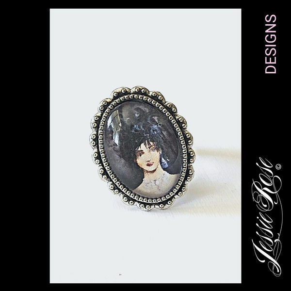 **SALE** Butterflies - 'Victorian' Small Frame Antique Ring